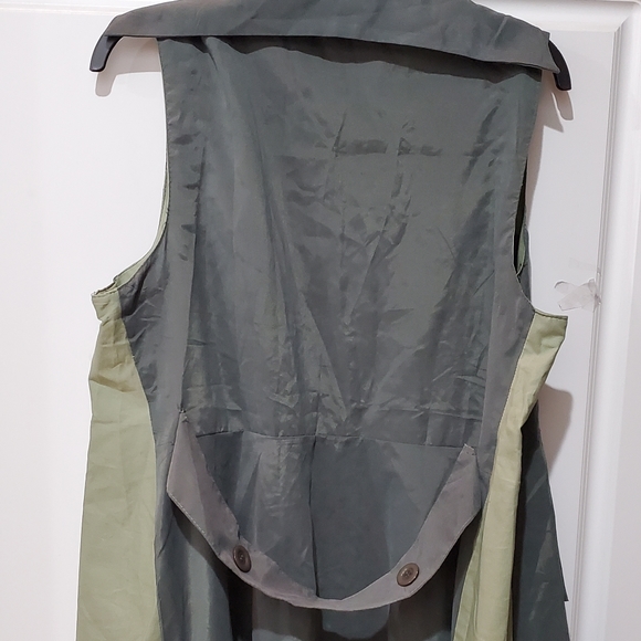 Shrug - Picture 3 of 8